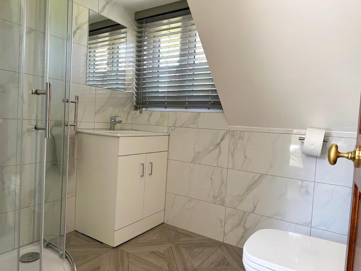 Forest Studio Apartment Gated Parking On 2 Acres Garden Chislehurst Exterior photo